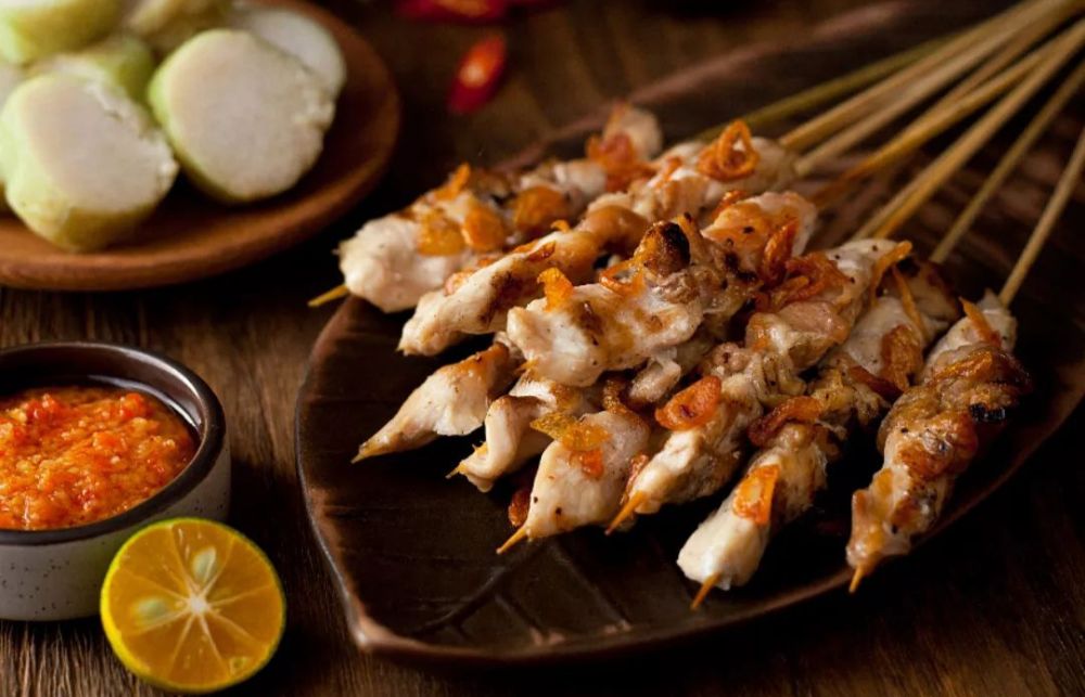 Sate Taichan Gaess: Kenikmatan yang Tak Terlupakan di Jantung Cilacap